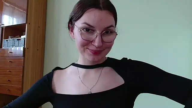 LooveELLYx webcam