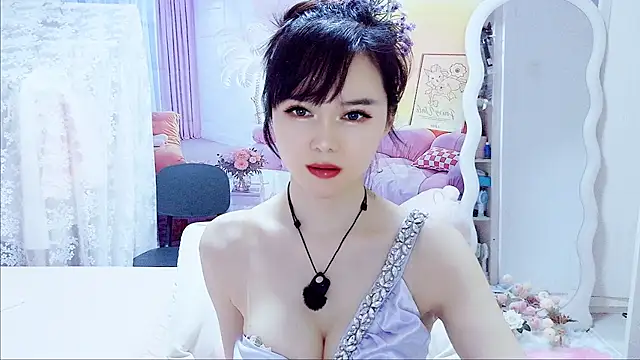 random chat Q-Mia