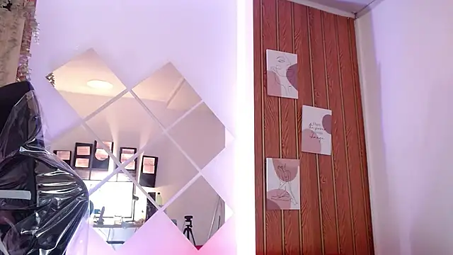 milfsecret69 live cam preview