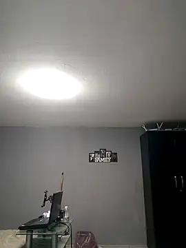 AntoniaHottie webcam