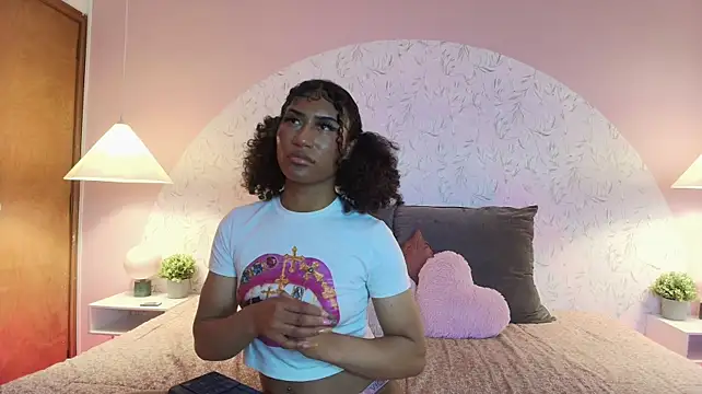 Maxine_Brm webcam