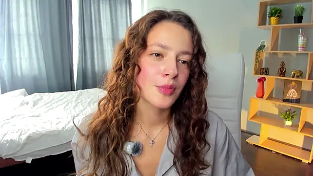 AnissaPote live cam on StripChat
