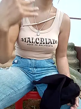 nangmo live cam on StripChat