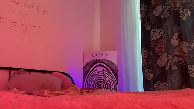 AnnexedPistol live cam