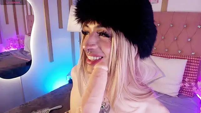 Daphne_Velmont live sex cam