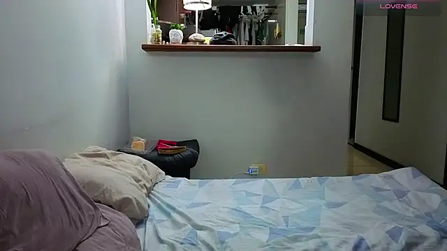 Matiashorney webcam