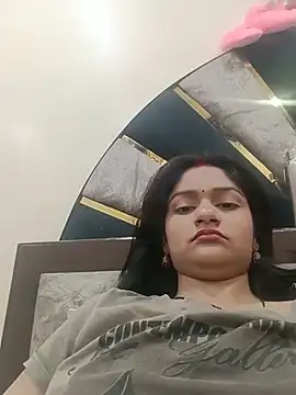 Cute_Raahi webcam
