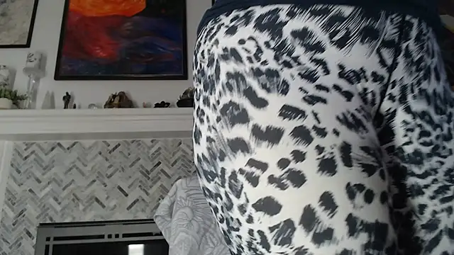 AuroraWillows live cam on StripChat
