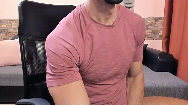 HotHunkTrainer webcam