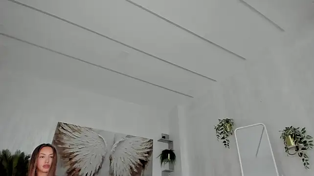 tiffanyhouston_ (F young) - Dildo tease my clit;)