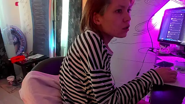 AnnexedPistol's room
