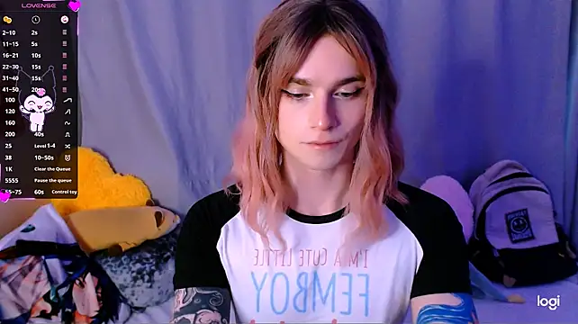 alice_hells (Ask my age) - massage nipples