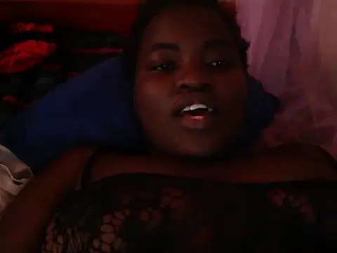 creamyy_pussie webcam