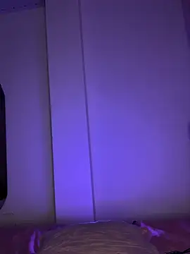 ada_miler (F teen) - Show tits