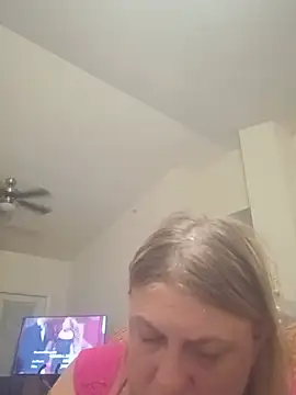 Playmate86 webcam