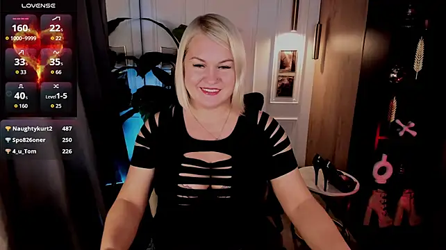 YolandaKiss webcam