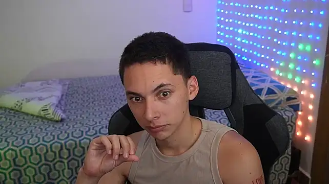 archi_love live cam on StripChat