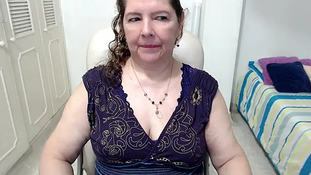 leonela_69 webcam