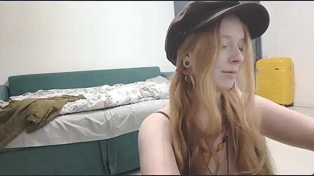 KateVibe_01 webcam