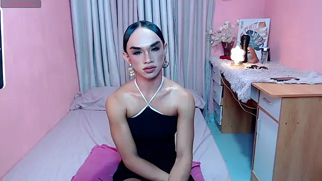 VivienneLuxe webcam