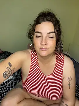RoseTeddy_xo webcam