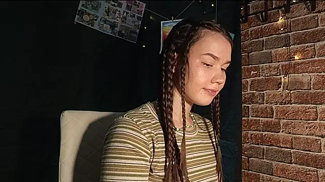 NakishaEnz webcam