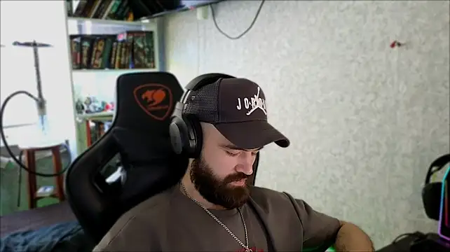 _Serious_Man webcam