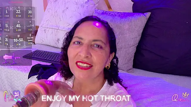 Luna_Naughty1
