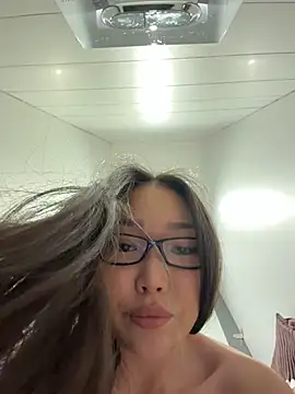 trytomakememoam webcam