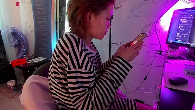 AnnexedPistol's room