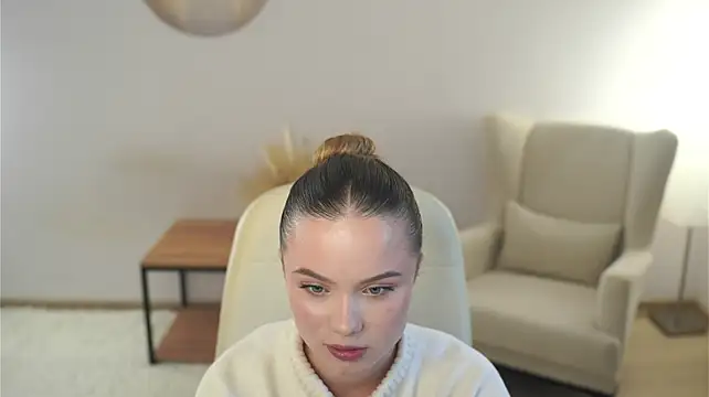 RuthieSaris