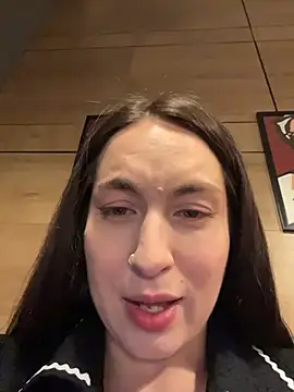 Holly_Play live sex cam