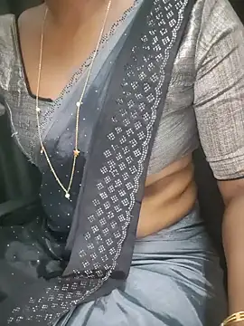 Tamilmallu-duskygirl03