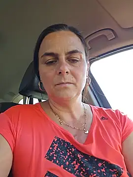 isabellecraft (Ask my age) - Fingers pussy in public