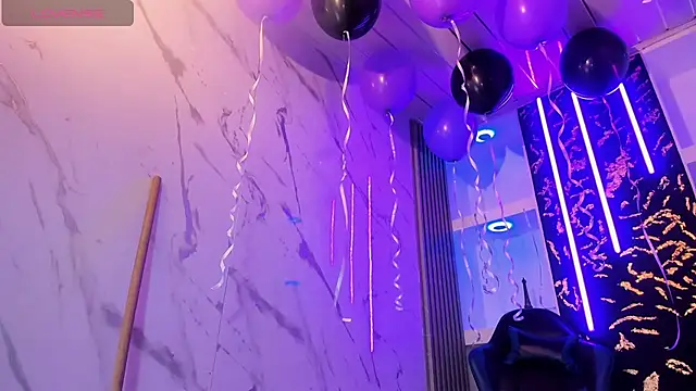 _Briana_kim live cam on StripChat