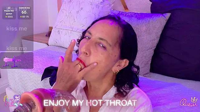 Luna_Naughty1
