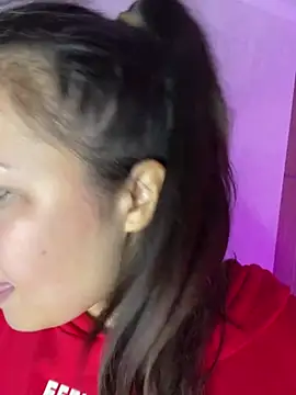 LushBySofa live sex cam