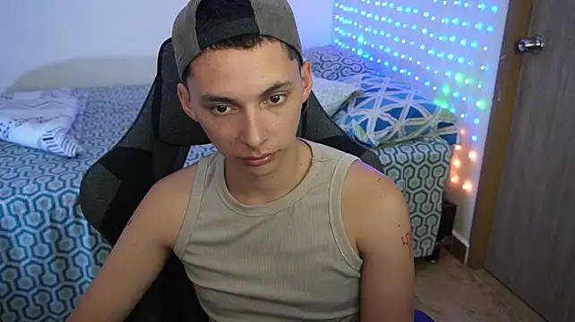 archi_love live cam on StripChat