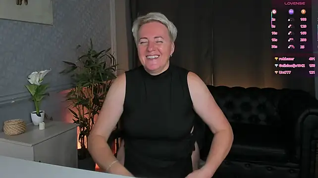 Nika_Smit webcam