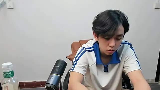 JKQ_334 webcam