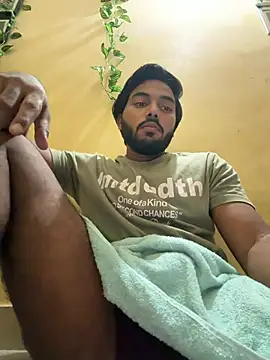 Top_Reyanshh webcam
