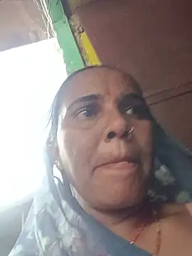 Priya_cutR