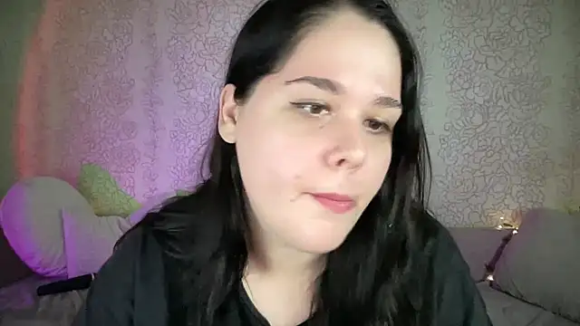 IvyLebelly webcam