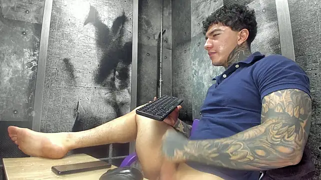 gury_tattoo (Ask my age) - DILDO IN MY ASS