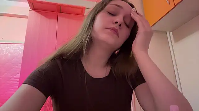 shereerepetowski (F teen) - show my tongue :3