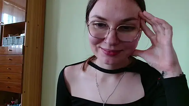 LooveELLYx live cam on StripChat