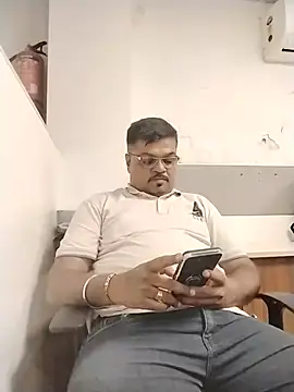 desi_gujju_boy (Ask my age) - 🥰Let's Enjoy 🔥Office Time'🥰