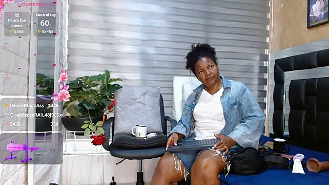 sheyla__ebony