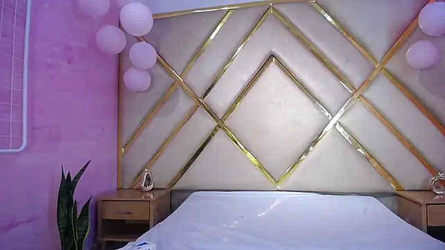 Sara_Harris7 webcam