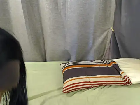 ShortyGlow webcam
